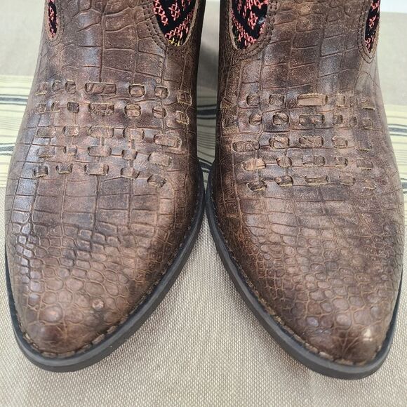 Very Volatile Colorful Cross-stitch Cowgirl Boots Size 9 - Picture 7 of 12